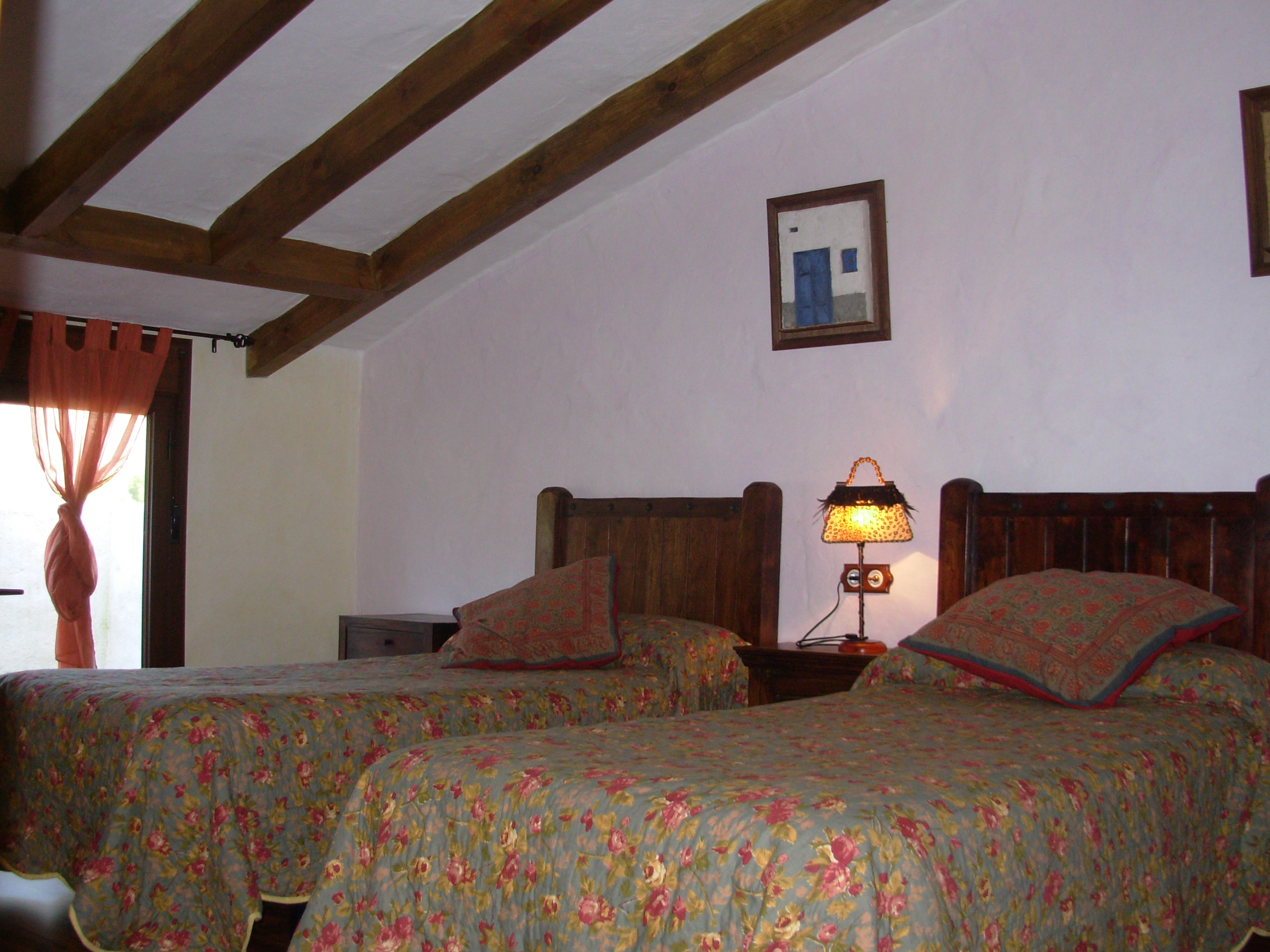 Casa Rural Aljibe - Dormitorio con vistas a la Sierra de Segura