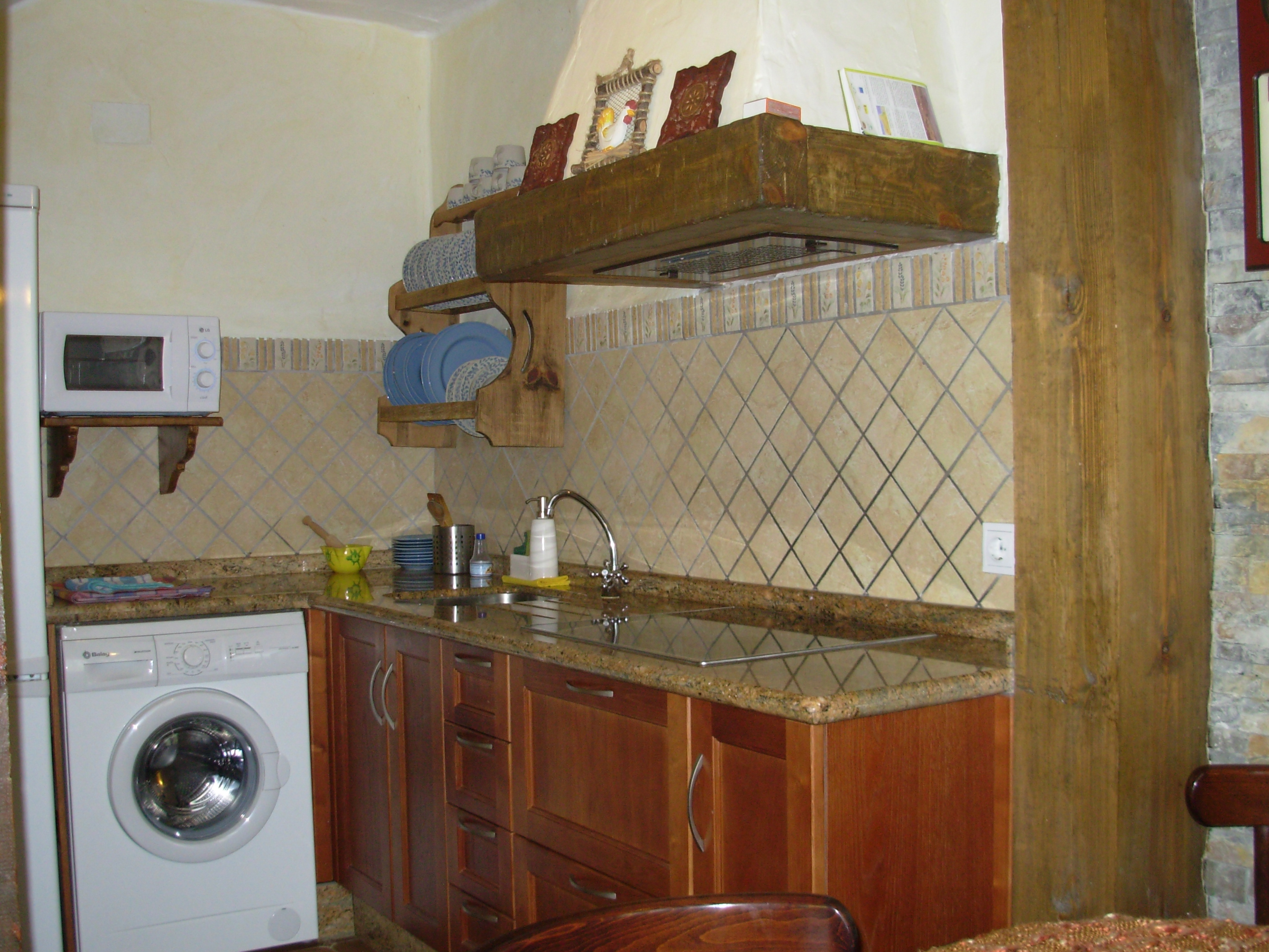 Casa Rural Aljibe - Cocina rústica totalmente equipada